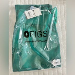 New Figs hunter green pants